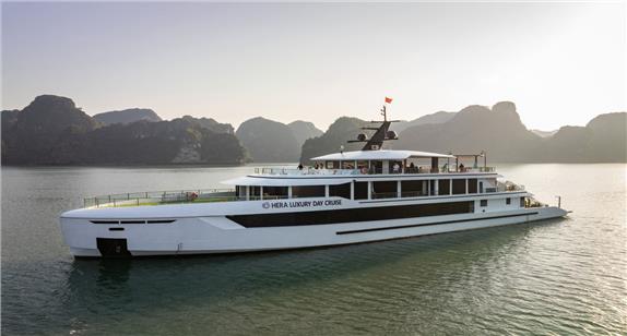 Tour Lan Hạ 1 ngày trên du thuyền Hera Luxury 5 sao